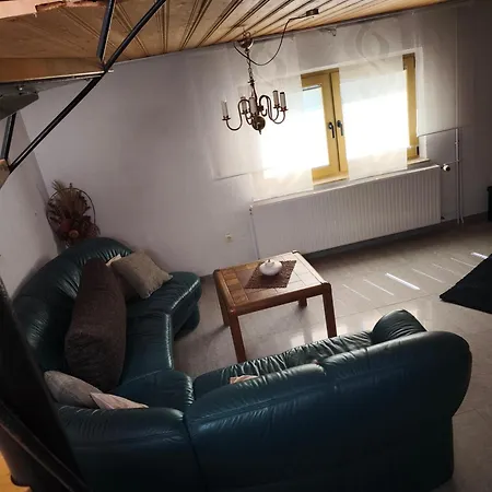 Koenig Apartment